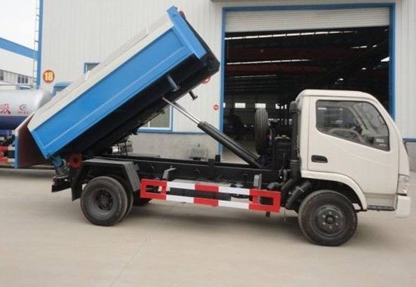 東風6方勾臂式垃圾車